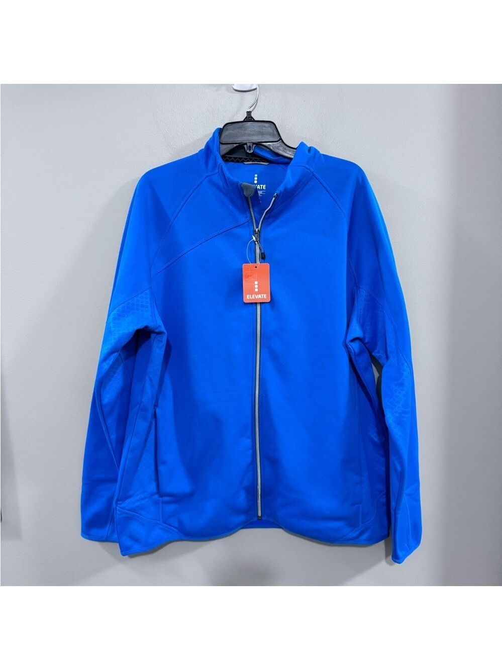 NWT Elevate Men's Blue Performance Full Zip Jacket.  Size XL